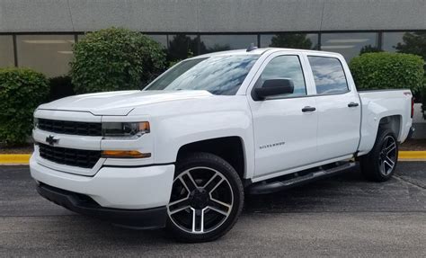 2018 Chevrolet Silverado 4x4 Crew Cab