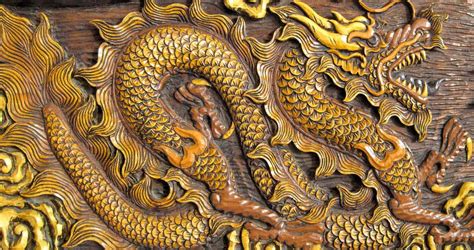 Chinese wooden dragon carving - Tales by Trees