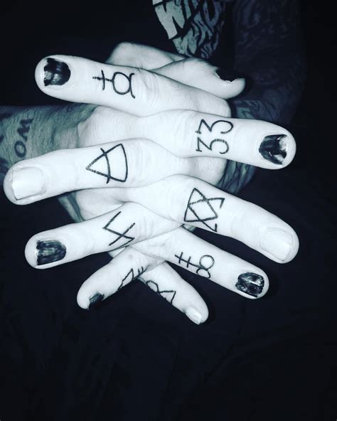 Marilyn Manson on Instagram: “Alchemical Manson” | Tatuajes de marilyn manson, Tatuajes chulos ...