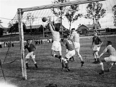 Selain Para Pejuang, Sepak Bola Indonesia Juga Berhutang Budi Kepada ...