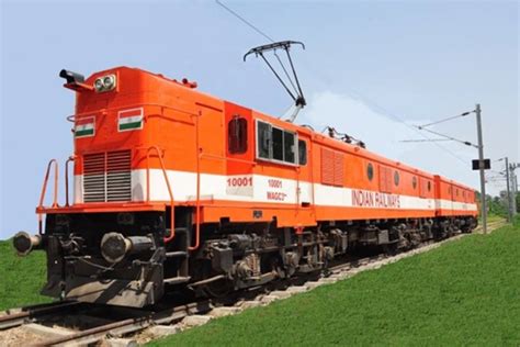 Railways To Withdraw Over 2600 Diesel Locos In Coming Years - India ...