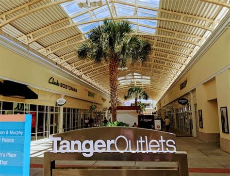 TANGER OUTLETS CHARLESTON - Updated October 2024 - 286 Photos & 151 Reviews - 4840 Tanger Outlet ...