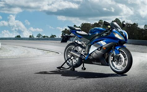 Мотоцикл Yamaha YZF R6 - обои для рабочего стола, картинки, фото