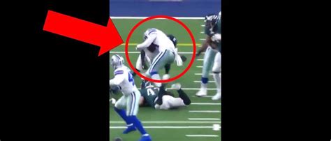 Ezekiel Elliott Runs Over Malcolm Jenkins In Win Against The Eagles ...