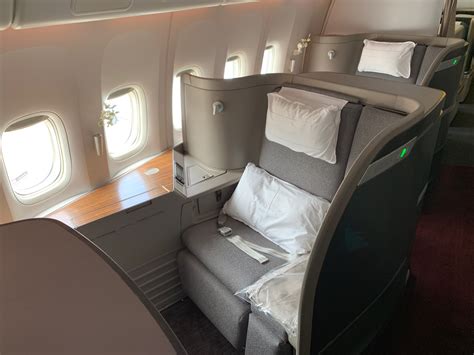 A Stunning New Cathay Pacific First Class Suite Concept - Live and Let's Fly