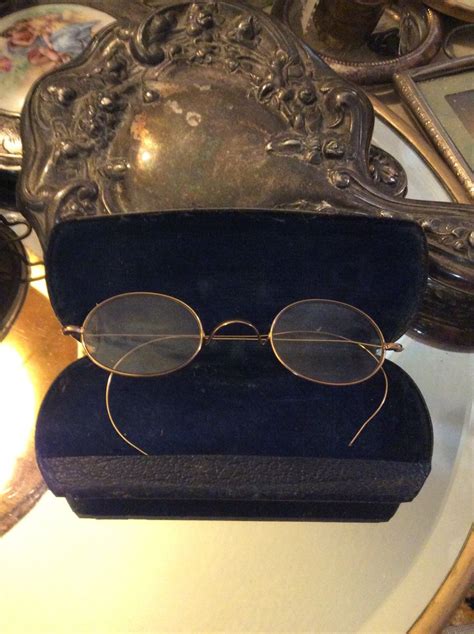 Gold wire glasses, wire rimmed glasses, antique glasses, granny glasses ...