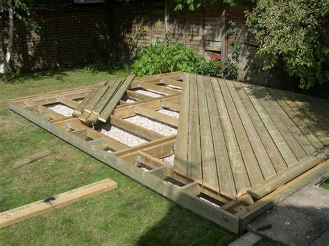 Home Decking Ideas - Sun Deck in Berden | Pallet patio decks, Diy deck, Decks backyard