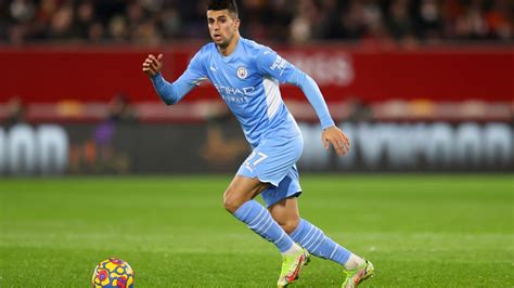 João Cancelo: Manchester City defender assaulted during burglary at his ...