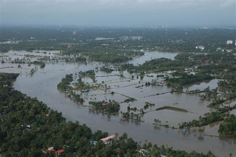 Kerala Flooding Continues: Rain Expected For Two More Days - Newsweek