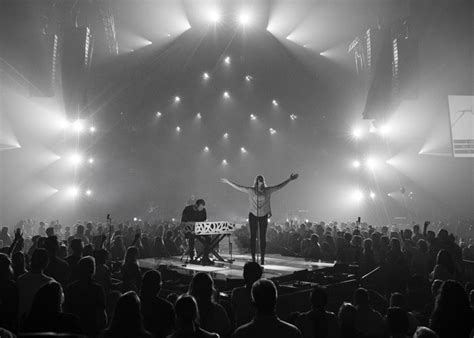 Hillsong Tours - UNITED, Hillsong Worship, Young & Free | Hillsong