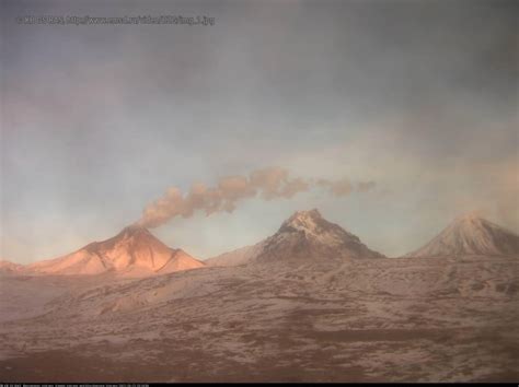 Strong explosive eruption at Bezymianny volcano, Russia - The Watchers