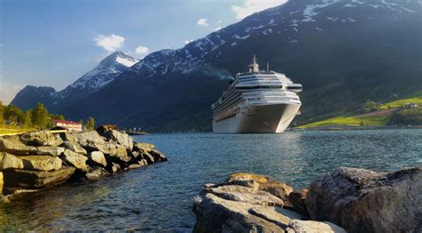 Norwegian Fjords Cruise Travel Tips | When To Go & What To Wear