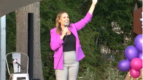 Kathryn Harvey kicks off campaign in hometown of Spartanburg