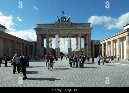 Brandenburg Gate newly unveiled after restoration October 2002 Stock Photo - Alamy