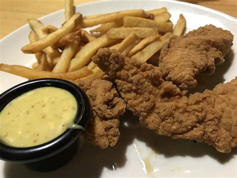 Applebee's All-You-Can-Eat Chicken Tenders - Guys Gab