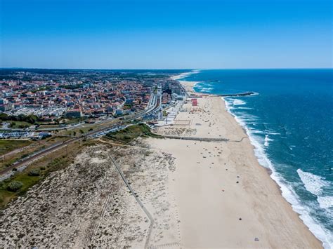 17 Best Beaches in Porto, Portugal | Celebrity Cruises