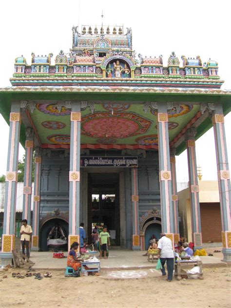 gopurams: Vallakottai Murugan temple