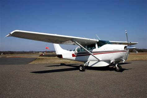 CESSNA 206 Specifications, Cabin Dimensions, Performance