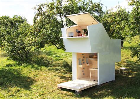 Mobile, Modern & Modular: 15 Capsules for Off-Grid Living | Urbanist