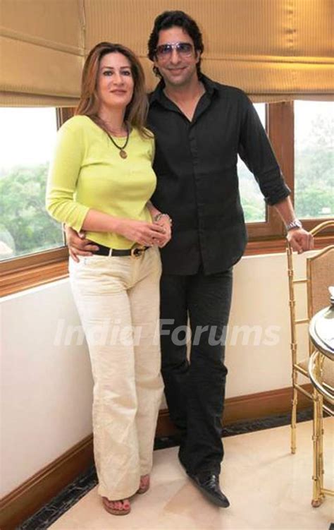 Wasim Akram with his first wife Late Huma Akram Photo