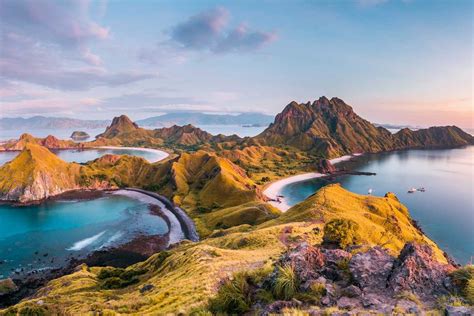 The Ultimate Guide to Komodo Island and Seeing Komodo Dragons - Nomad ...