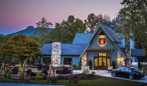 5 wineries to visit this fall within 2 hours of Charlotte - SouthPark ...