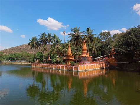 The Beautiful Ramdara Temple in Pune - Distance, Timings and Photos