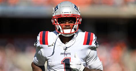 Patriots Rumors: DeVante Parker Not Expected to Play vs. Eagles with ...