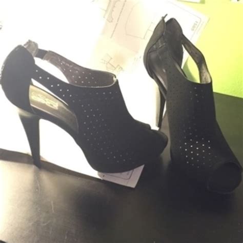 jcpenney | Shoes | 9co Black High Heels | Poshmark