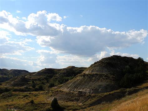 North Dakota Landscape Photograph by Andrew Chambers - Fine Art America