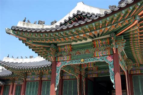 Seoul Palace and Market Tour: Insadong and Gyeongbokgung 2024