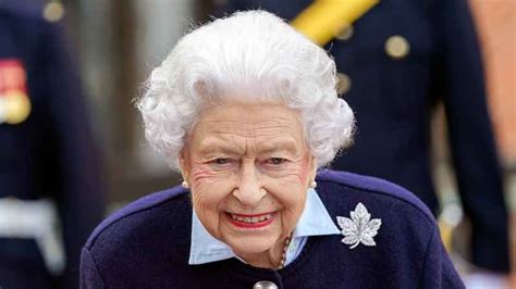 Queen Elizabeth II to skip Christmas trip amid omicron surge - KSTP.com 5 Eyewitness News