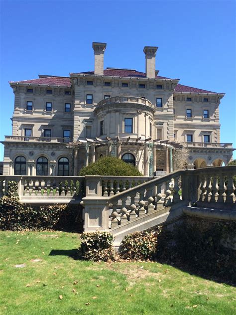 The Breakers in Newport, RI. This was a Vanderbilt Mansion. | Vanderbilt mansions, Mansions ...