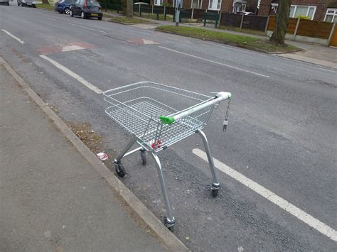 Parked Asda shopping trolley | Seen on Gladeside Road in Wyt… | Flickr