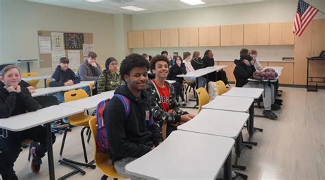 Students & Teachers Move Into New Benjamin Franklin Middle School ...