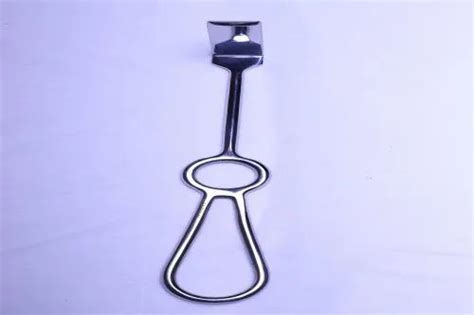 5inch Right Angle Retractor, For Hospital at Rs 450/piece in Nashik | ID: 24248296497