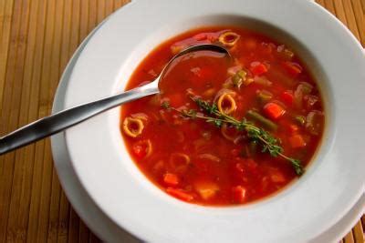 Calories in Olive Garden Soups | LIVESTRONG.COM