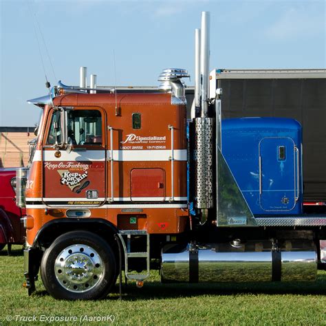 Classic cabover trucks of North America | Flickr