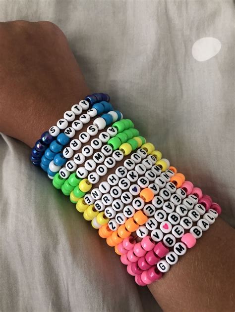 Bracelet Kit Vsco ` Bracelet Kit | Pony bead bracelets, Friendship bracelets with beads, Beaded ...