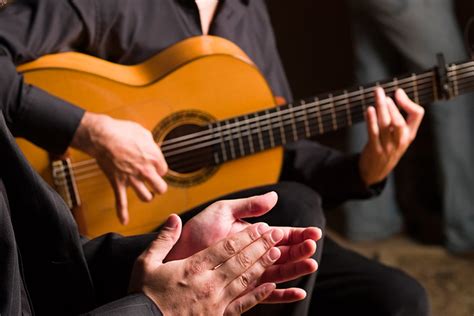 Flamenco guitar lessons london