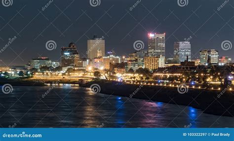 Memphis Tennessee Night Skyline Editorial Photography - Image of united, evening: 103322297