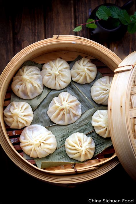 Xiao Long Bao— Soup Dumplings - China Sichuan Food