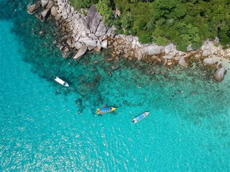 Top 10 Best Beaches in Malaysia: Crystal Clear Waters, Snorkeling ...