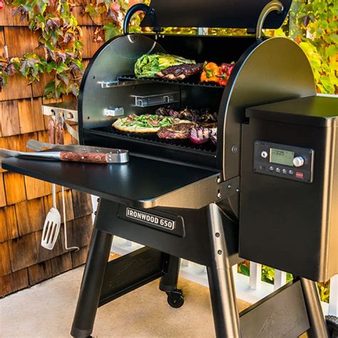 Traeger IRONWOOD 650 WOOD PELLET GRILL – BBQstoreuk