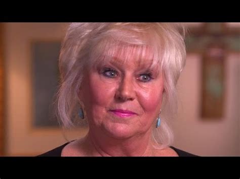 Survivor remembers deadliest aviation disaster in Tenerife - YouTube