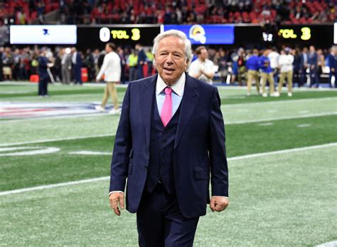 Robert Kraft Makes Promise To Patriots Fans Ahead Of 2023 Season - The Spun