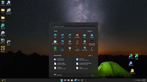 How to Move the Windows 11 Taskbar to Left or Right and Customize