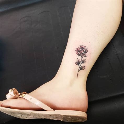 51 Amazing Simple Rose Tattoo Ideas [2024 Inspiration Guide]