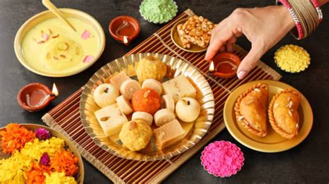 Diwali 2022: Traditional dishes you must try this festive season - Hindustan Times