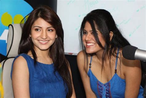 Ancurit: Photos - Anushka Sharma at 'Patiala House' Dubai Promotion